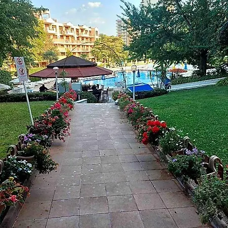 Park Perla Готель